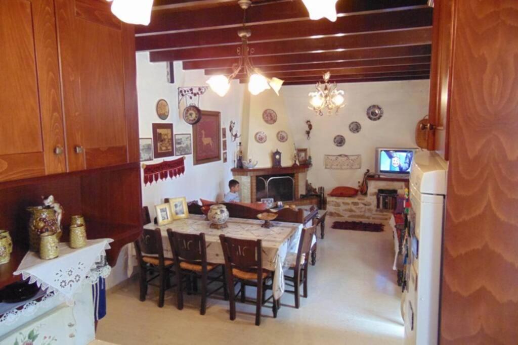 Villa Strata Kardhamiana Екстер'єр фото